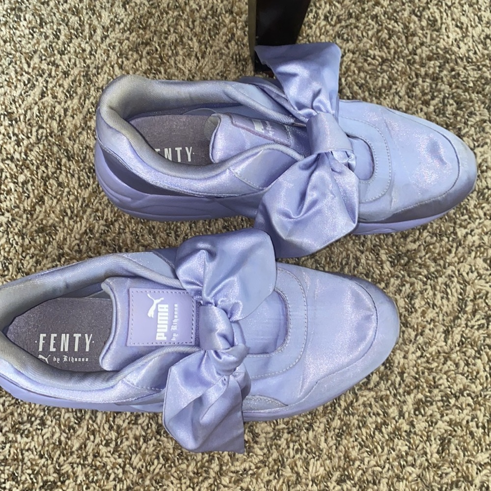 Fenty Puma Lavender Satin Bow Sneakers - Picture 3 of 8